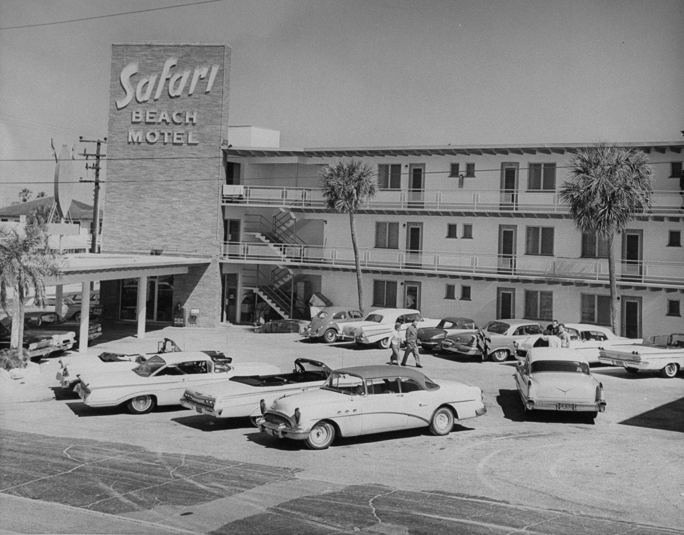 The Safari Beach Motel at Daytona Beach, 1960s