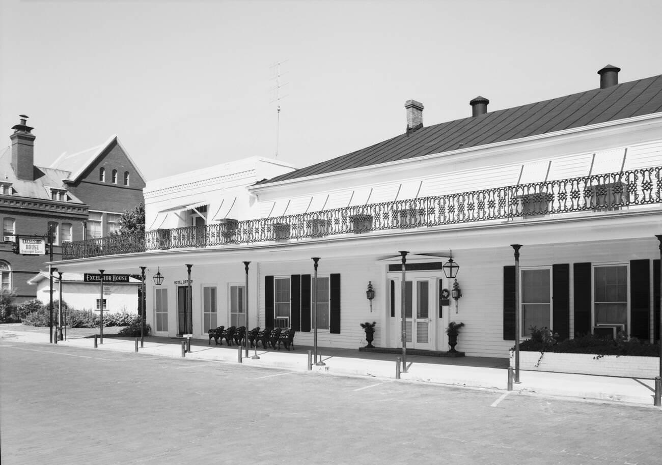 Excelsior Hotel, Austin Street, Jefferson, Marion County, 1960s