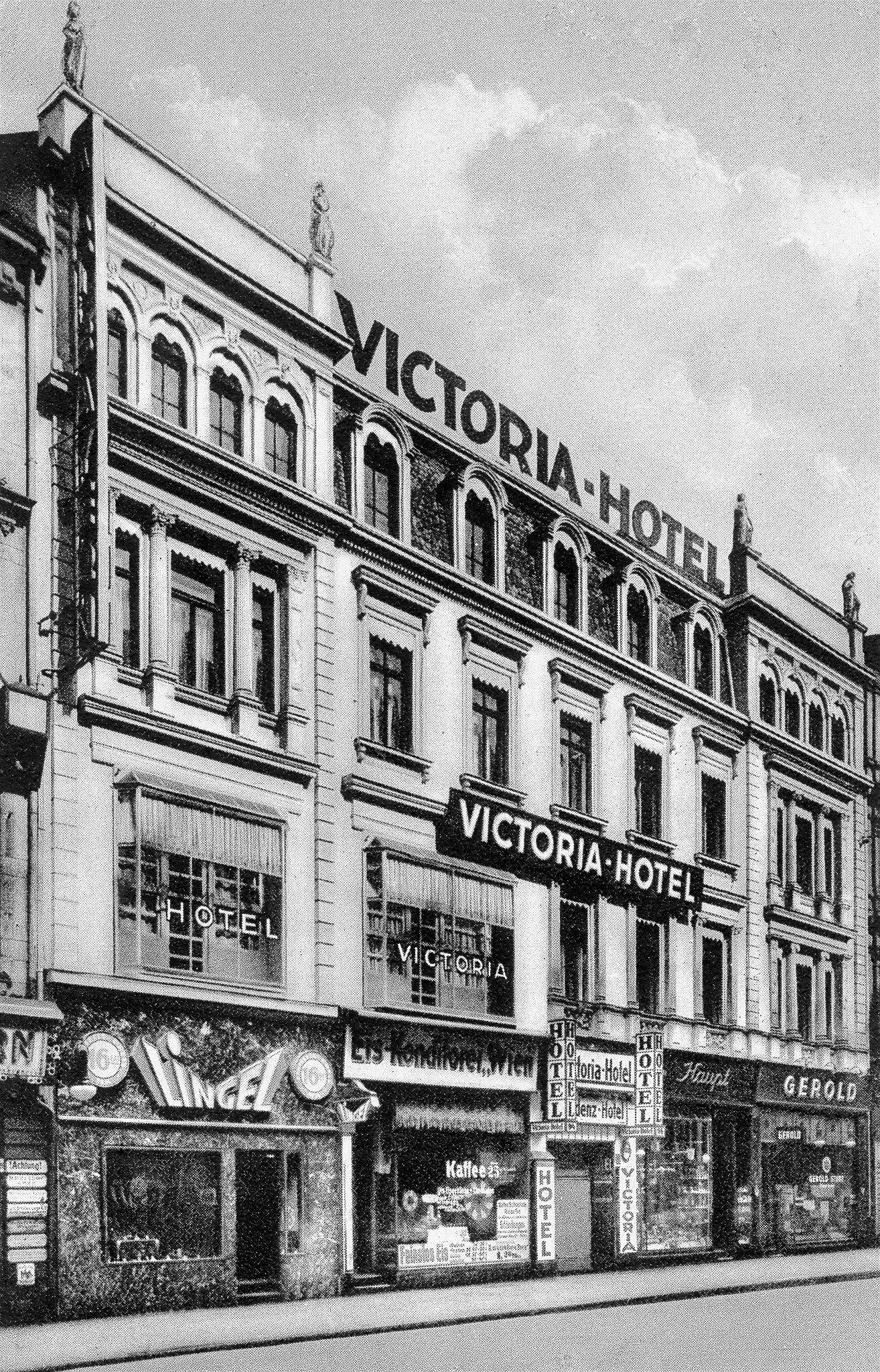 Germany, Berlin: Victoria Hotel, Berlin, 1931