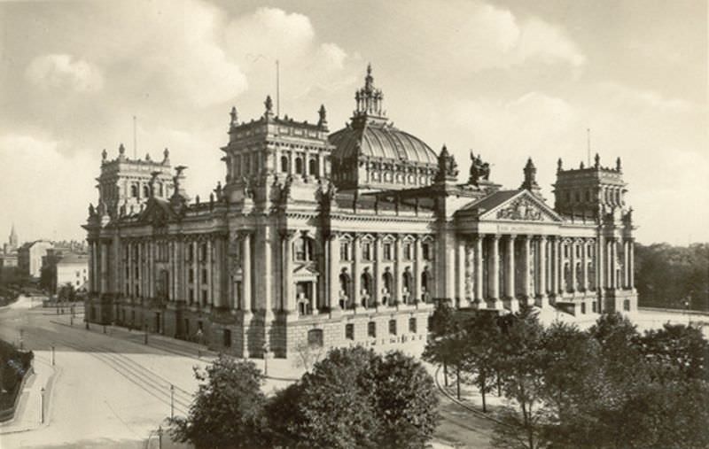 Reichstag (Parliament Building), Berlin, 1930