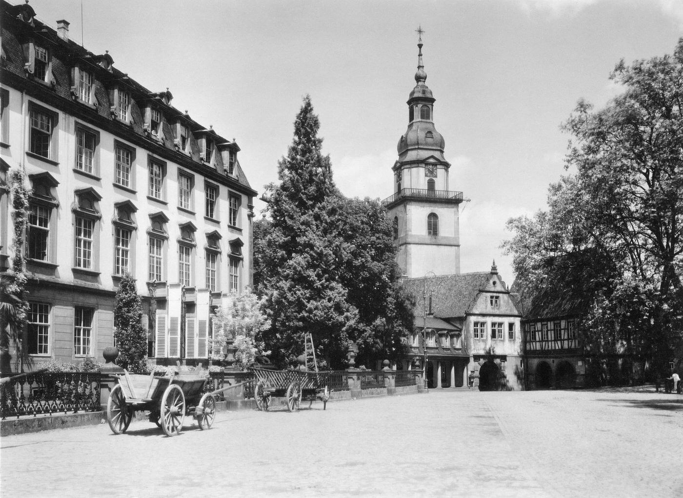 Erbach, Erbach im Odenwald: Stadtkirche, Rathaus und Schloss, 1930