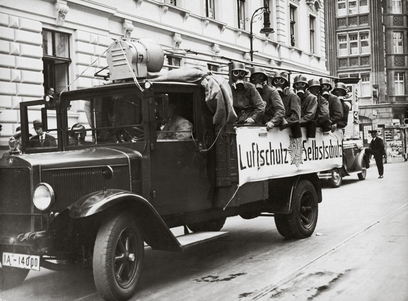 Members of the German aerial-defense, Berlin, 1930