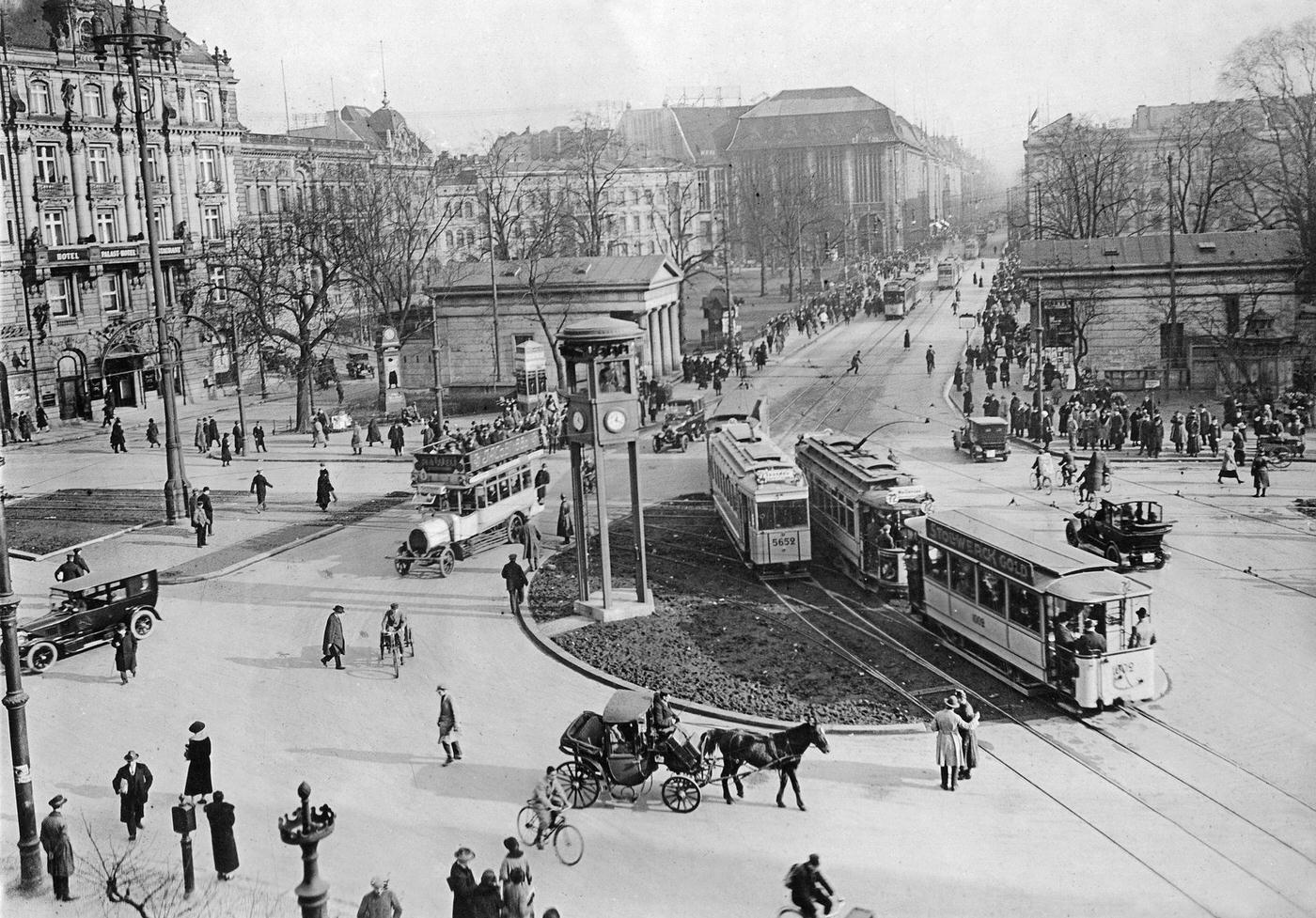 View from Potsdamer Platz towards Leipziger Strasse, Berlin, 1930