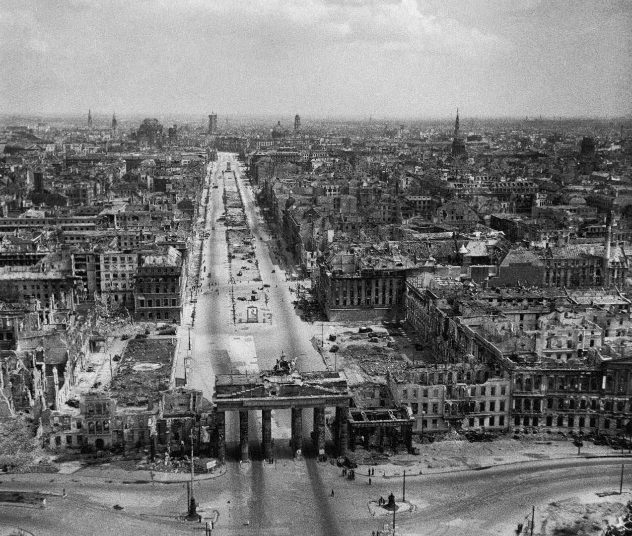 Powerful Photos Showcasing the Ruins of Berlin in the Aftermath of World War II