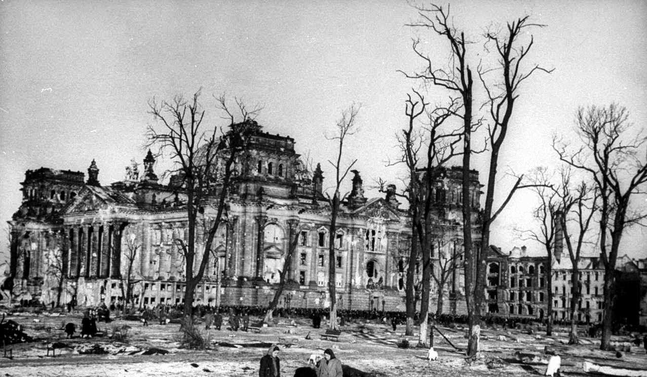 Powerful Photos Showcasing the Ruins of Berlin in the Aftermath of World War II