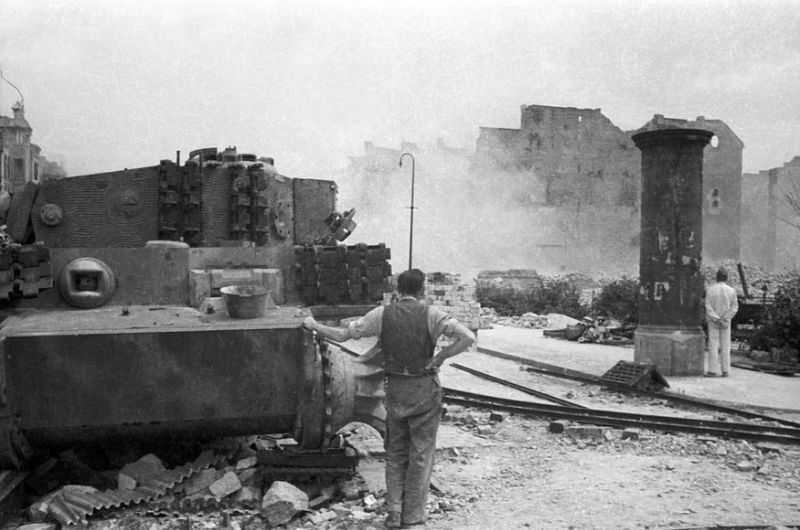 Powerful Photos Showcasing the Ruins of Berlin in the Aftermath of World War II