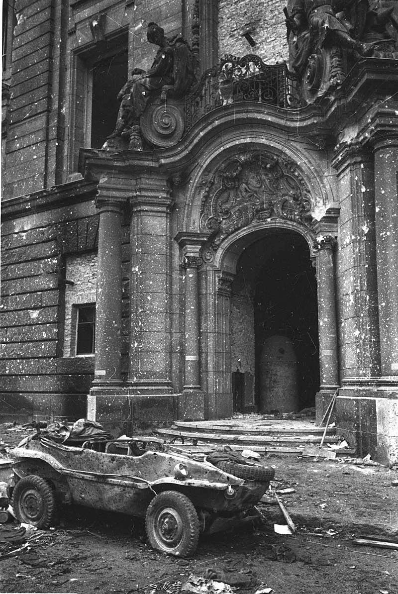 Powerful Photos Showcasing the Ruins of Berlin in the Aftermath of World War II