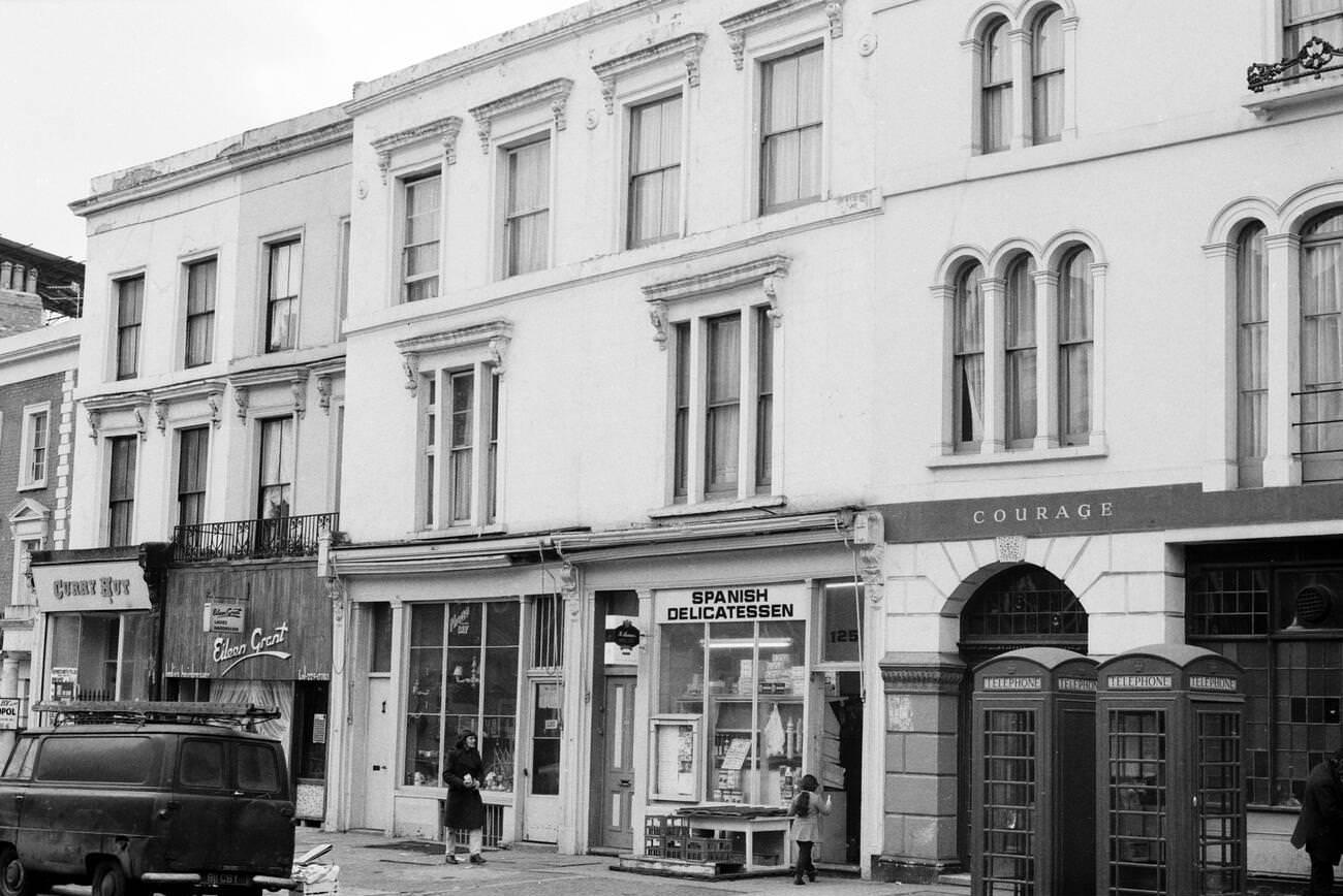 Ledbury Road with The Duke of Cornwall pub.