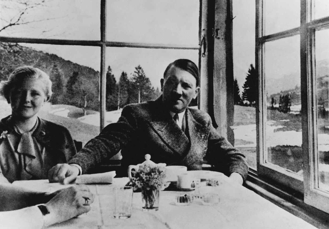 Eva Braun's Unknowing Encounter with Adolf Hitler
