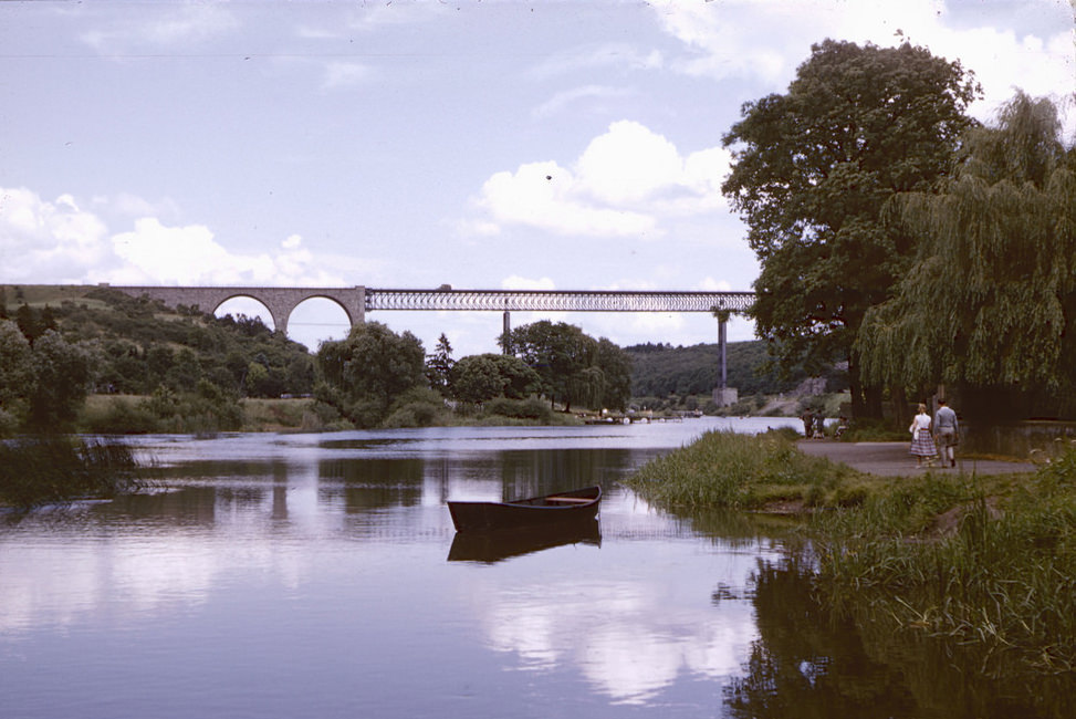 Autobahn bridge over the Lahn River, Limburg an der Lahn, 22 June 1958