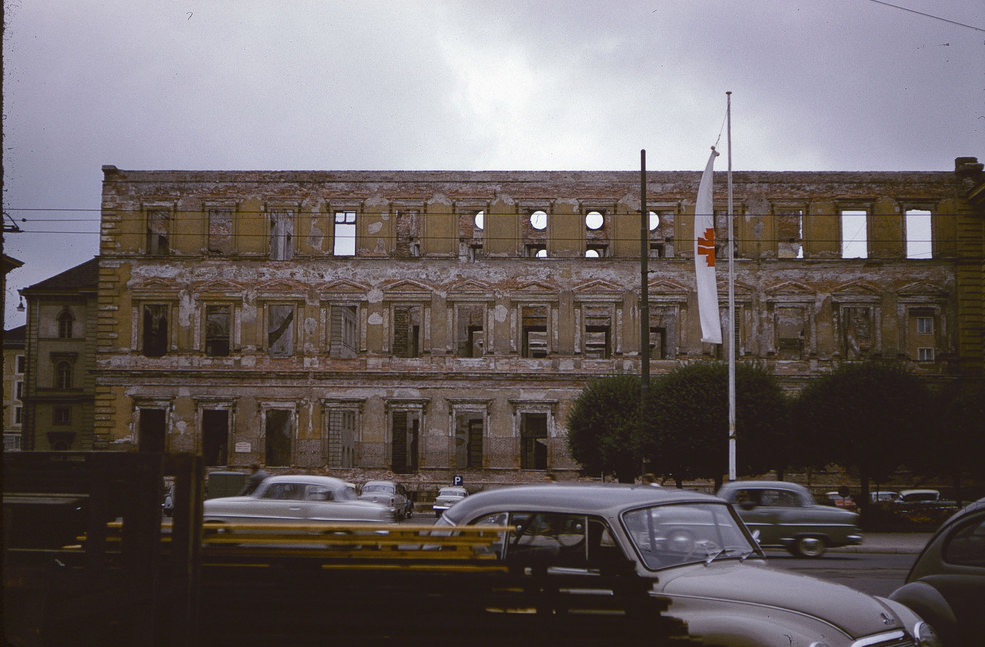 Bombed-out building in Munich, 21 or 22 July 1958