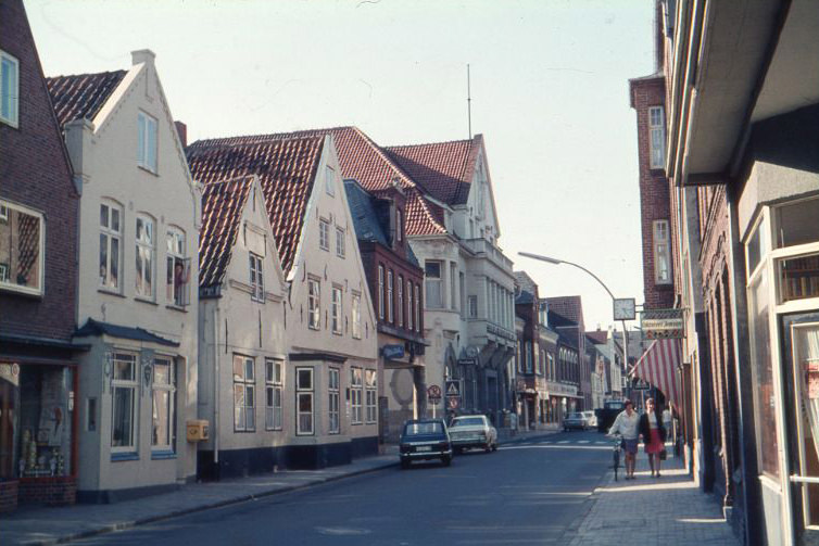 Neustadt, südlich der der Ecke Schloßstraße, Husum, 1960s