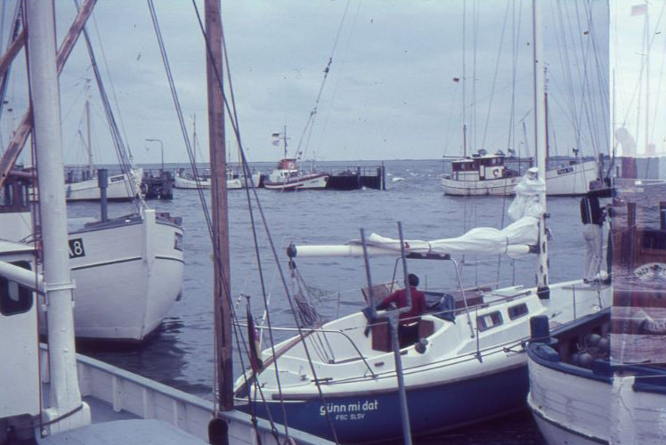Sailboat with the boat name- "Günn mi dat - FSC SLSV", Port of Maasholm, 1960s