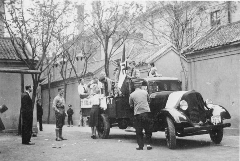 Hitler Youth members preparing for a Winter Relief drive in Tianjin, China, 1934-1935.