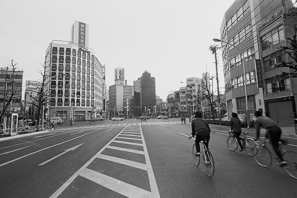 Around Mansei-bashi (Bridge), Chiyoda City, Tokyo Metropolis, Japan. 1980.