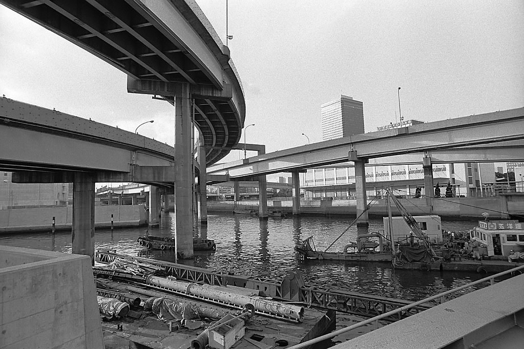 Hamasaki-bashi Junction around Hinode, Minato City, Tokyo Metropolis, Japan. 1980.