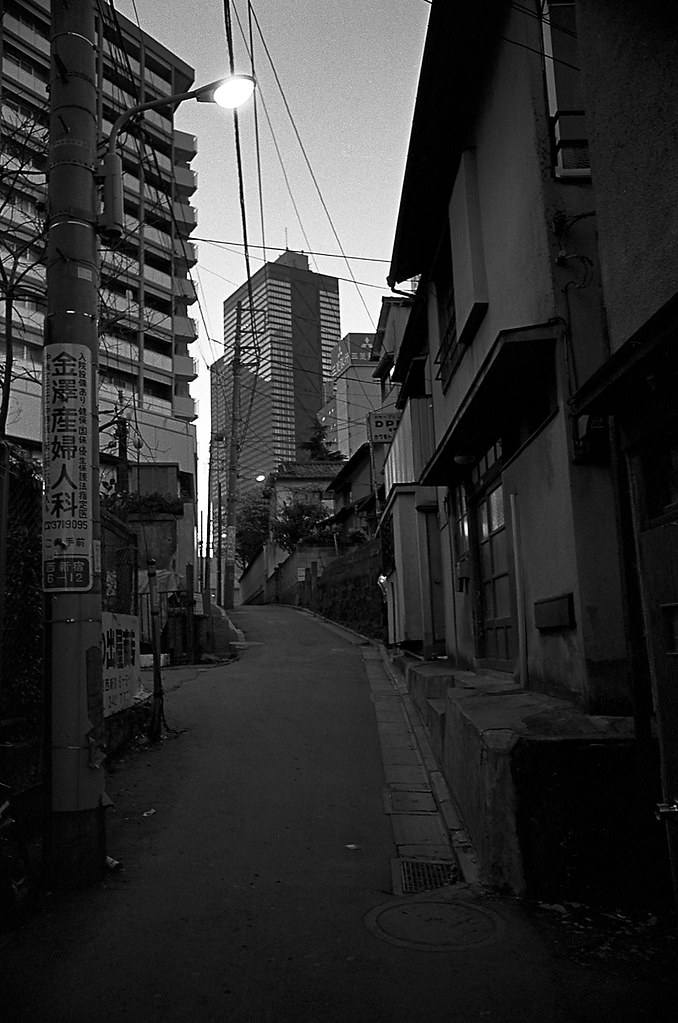 Nishi Shinjuku, Shinjuku City, Tokyo Metropolis, Japan. 1980.