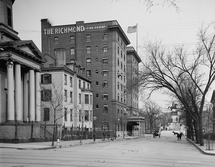 Grace Street, east from 8th, Richmond, 1910s