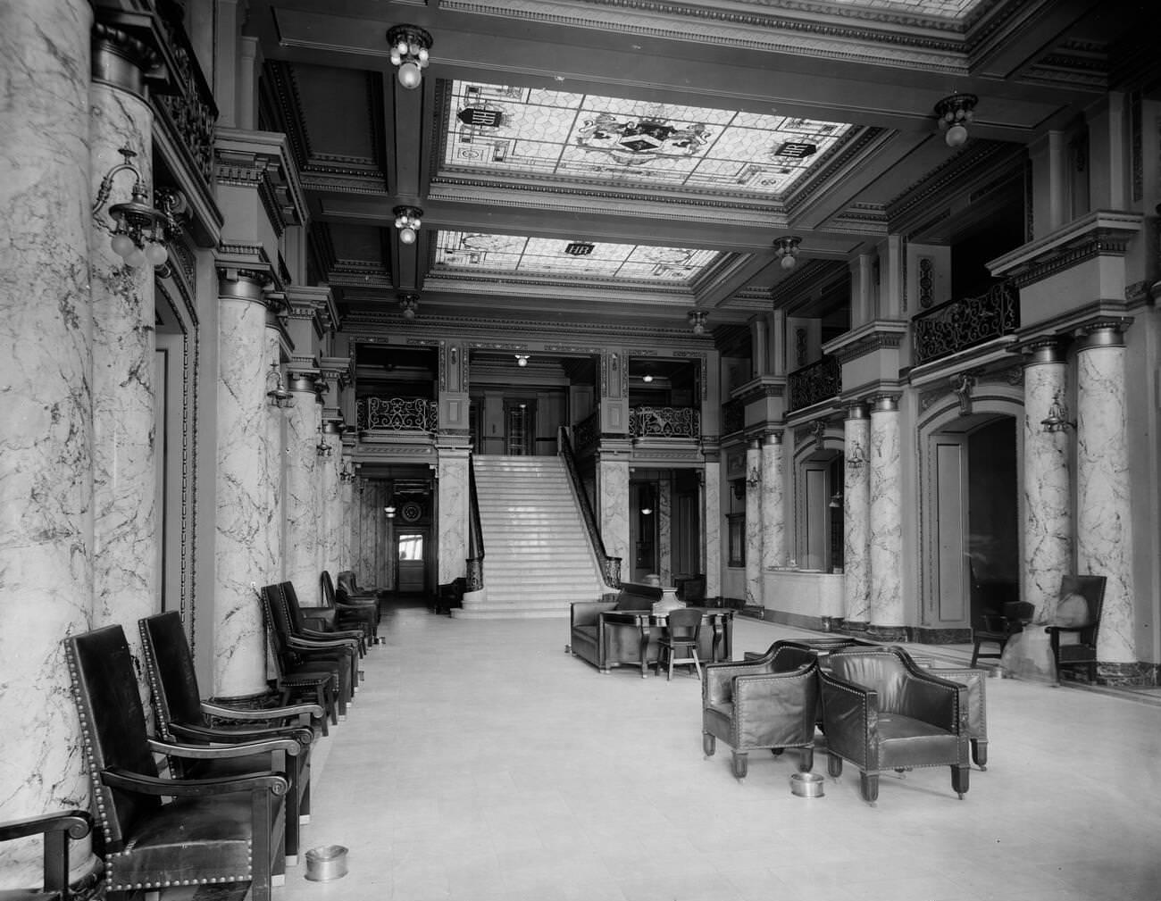 Lobby, Hotel Richmond, Richmond, 1910s