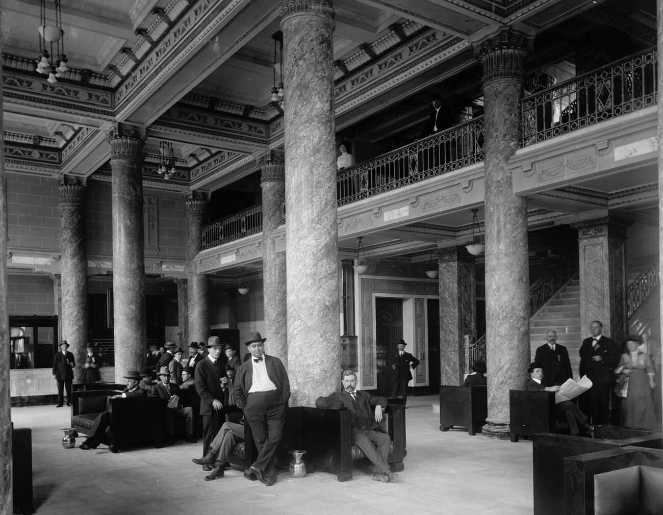 The Lobby, Murphy's Hotel, Richmond, 1910s
