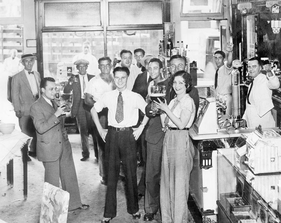 A group of Richmonders enjoyed lunch and lager at a local establishment, 1933.