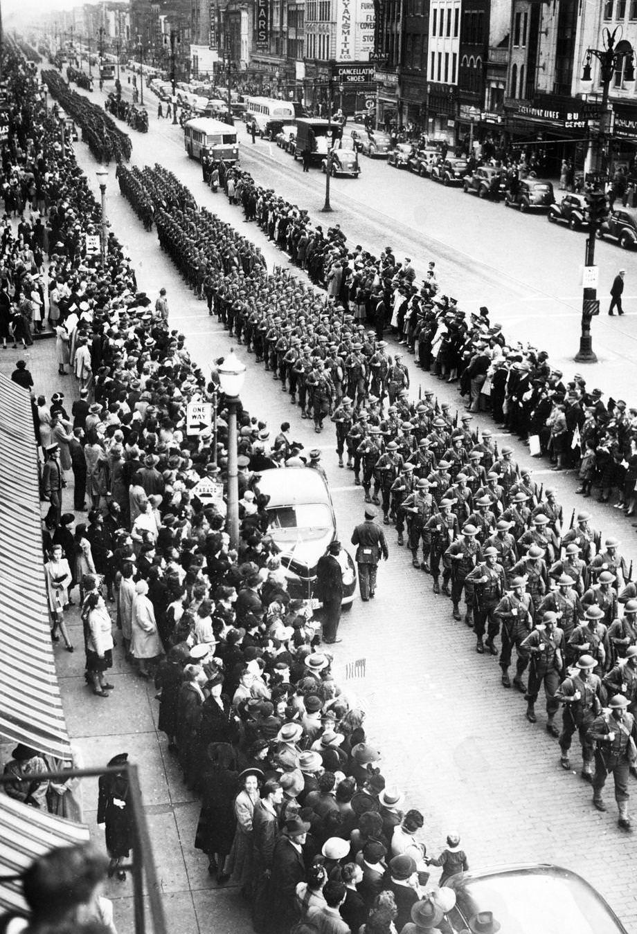 Richmond was the site of Virginia’s largest military parade since World War II began, with more than 6,000 uniformed men and women marching along Monument Avenue and Franklin, Belvidere and Broad streets, 1946.