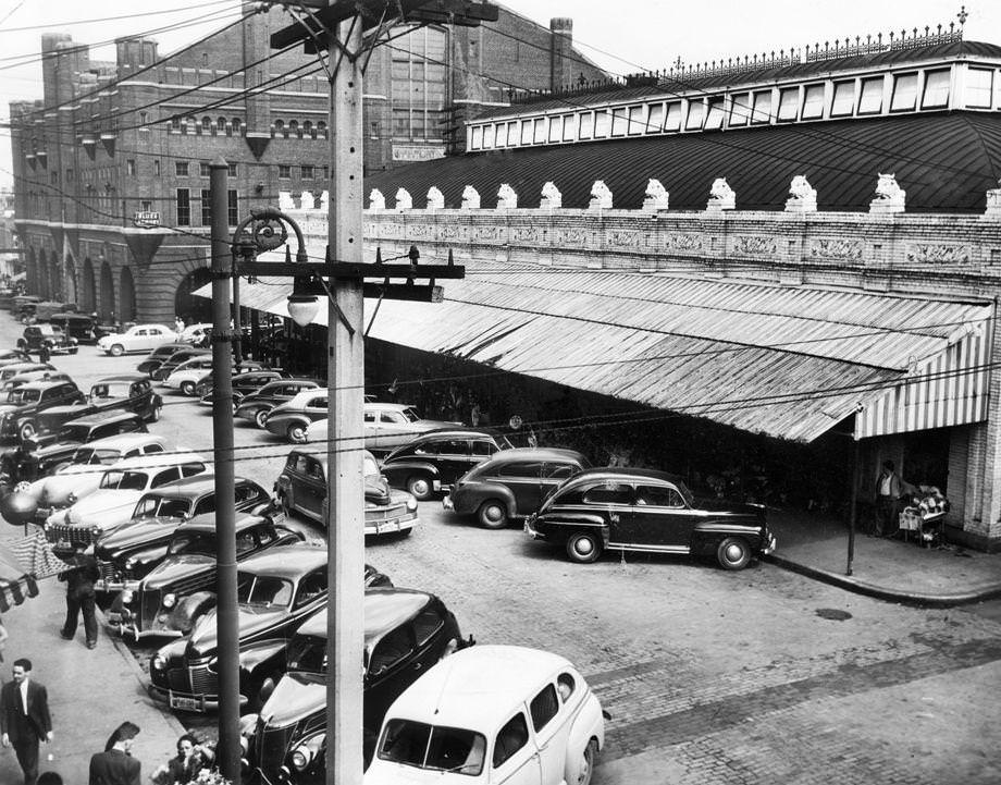 The old Sixth Street Market in downtown Richmond, 1948.