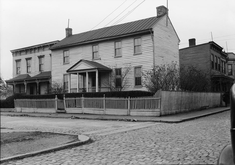 Chamberlayne Avenue & Saint Peter Street (House), Richmond, 1940s