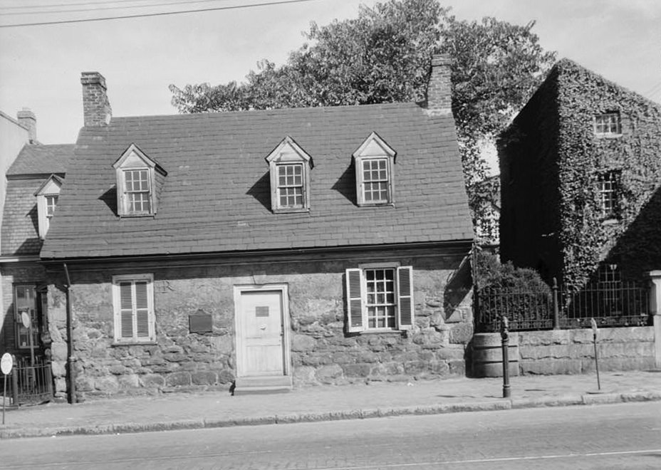 Old Stone House, 1916 East Main Street, Richmond, 1940s