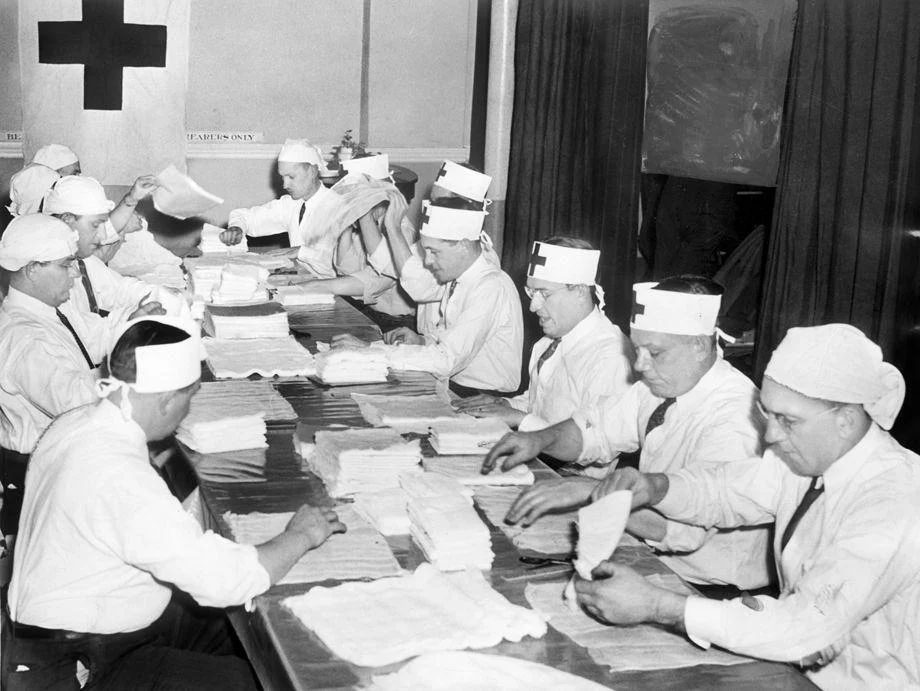 A group of Lakeside air raid wardens rolled bandages for the Red Cross at the Hatcher Memorial Church on Dumbarton Road in Henrico County, 1944.