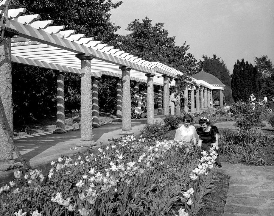 Betsy Marrin and Doris Bolton admired the springtime blooms in the Italian Garden at Maymont Park, 1952.