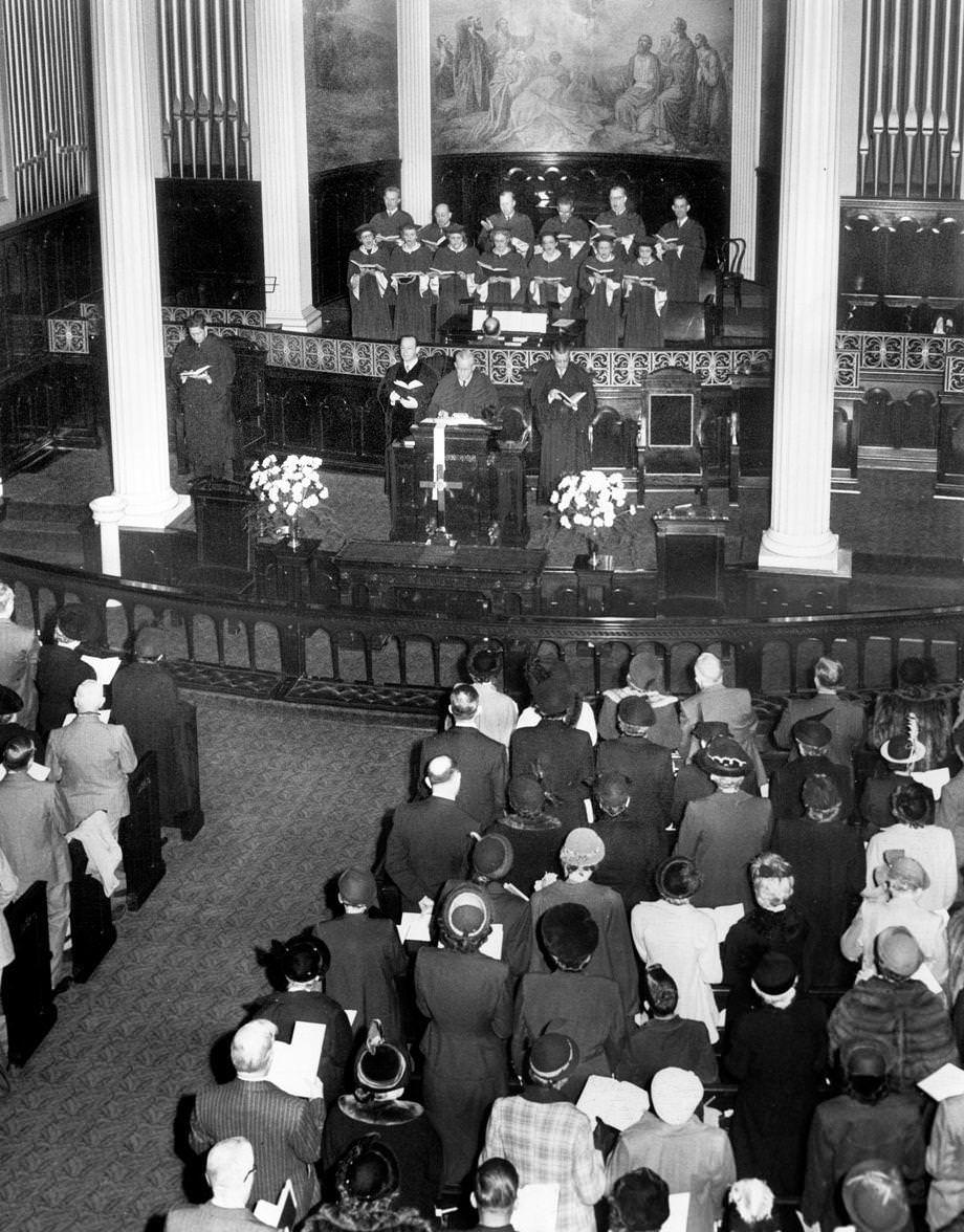 A multifaith Thanksgiving service was held at Monument Methodist Church, located at Allen and Park avenues in Richmond, 1950.
