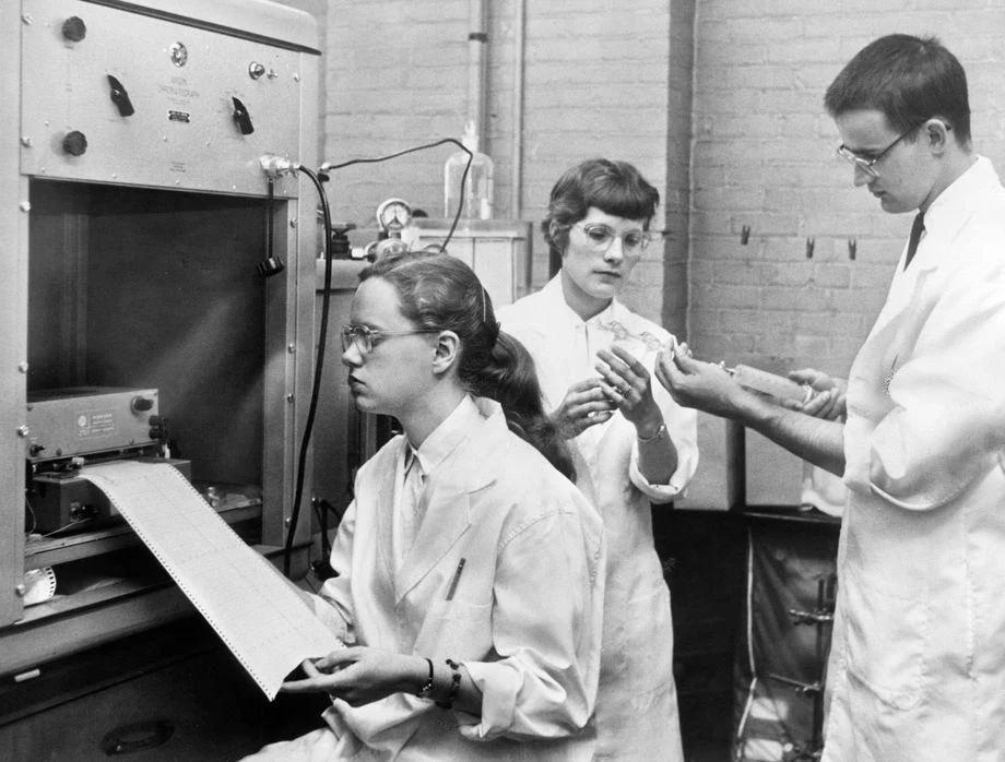 Phyllis Grove (from left), Alta Strickland and David Fridley analyzed cigarette smoke using a gas chromatograph at Philip Morris in Richmond, 1959.