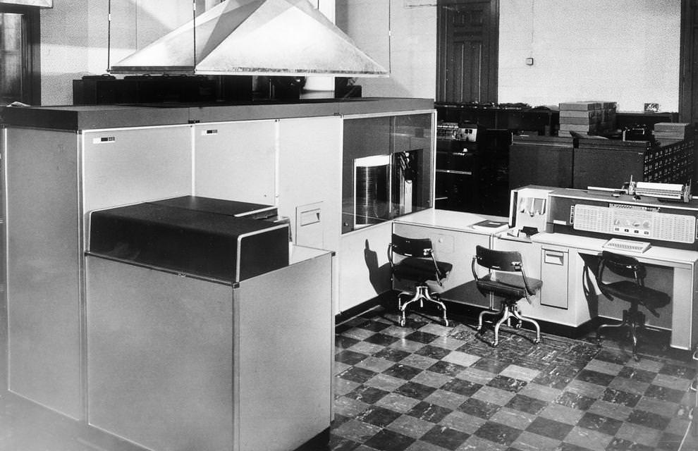 An IBM RAMAC computer had just been installed in the basement of Old City Hall in Richmond, 1961.