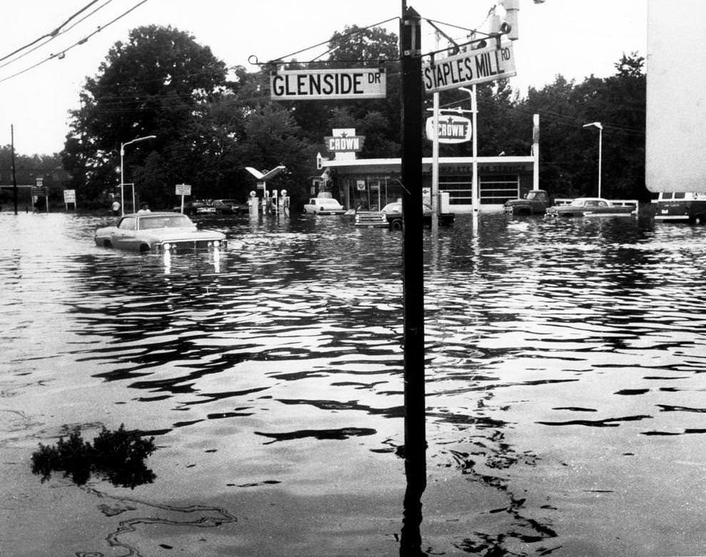 Flooding left the intersection of Glenside Drive and Staples Mill Road in Henrico County underwater, 1969.