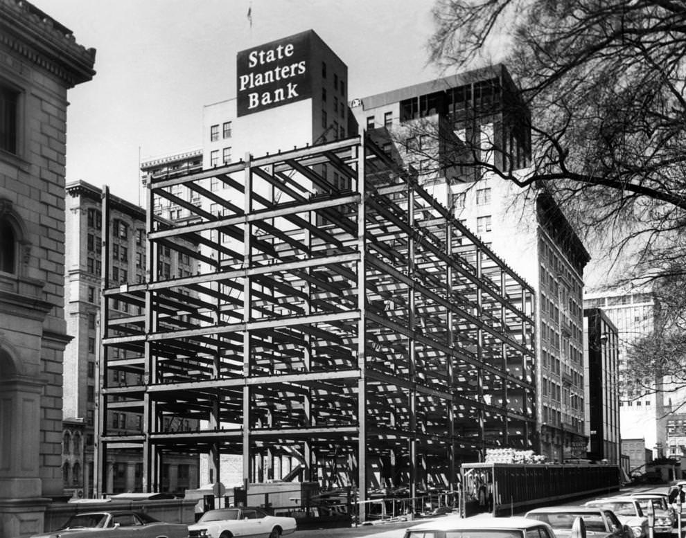 Steel outlined a multistory addition to the State-Planters Bank of Commerce and Trusts headquarters at Ninth and Main streets in downtown Richmond, 1967.