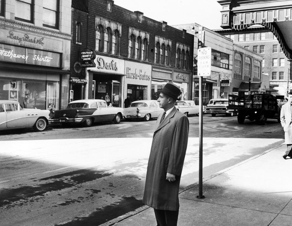 Raymond Munsch, vice president of Miller & Rhoads, surveyed the Grace Street retail district, 1961.