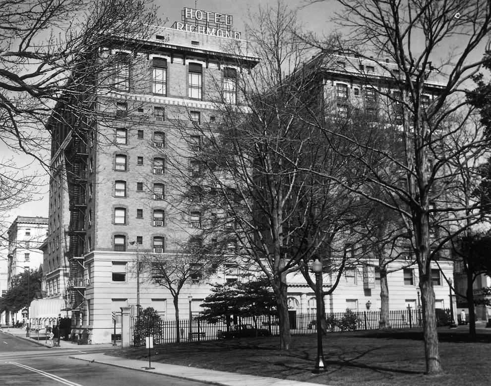 The Hotel Richmond, which was acquired by the state in June that year for about $2 million and is now used as its Ninth Street Office Building, 1966.