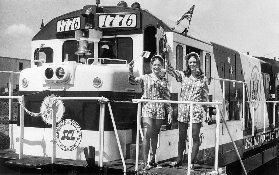 Allison Bell (left) and Pat Umlauf participated in ceremonies in Richmond unveiling the Seaboard Coast Line’s new locomotive, 1971.