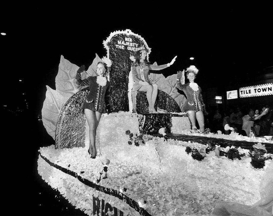 Brenda Faye Childress, the reigning Queen of Tobaccoland, waved from her float during the National Tobacco Festival parade in Richmond, 1971.