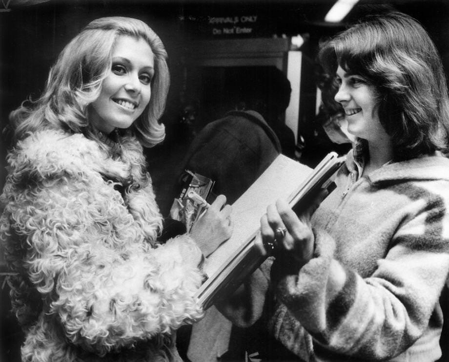 Miss America Kylene Barker signed autographs during a visit to Richmond. Barker, who was from Galax, won the Miss Virginia title in 1978 and then the national pageant in September of that year, becoming Miss America 1979.