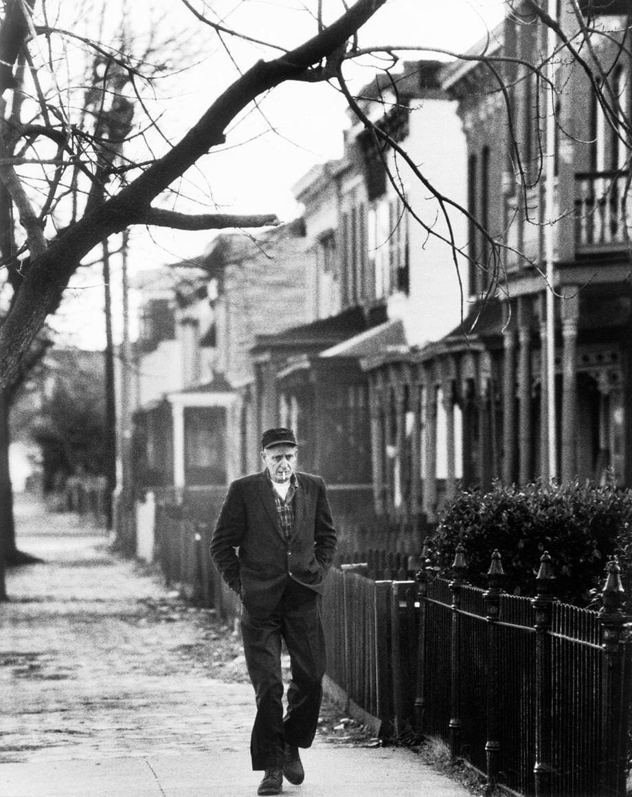 A longtime Oregon Hill resident walked through his neighborhood, 1978.