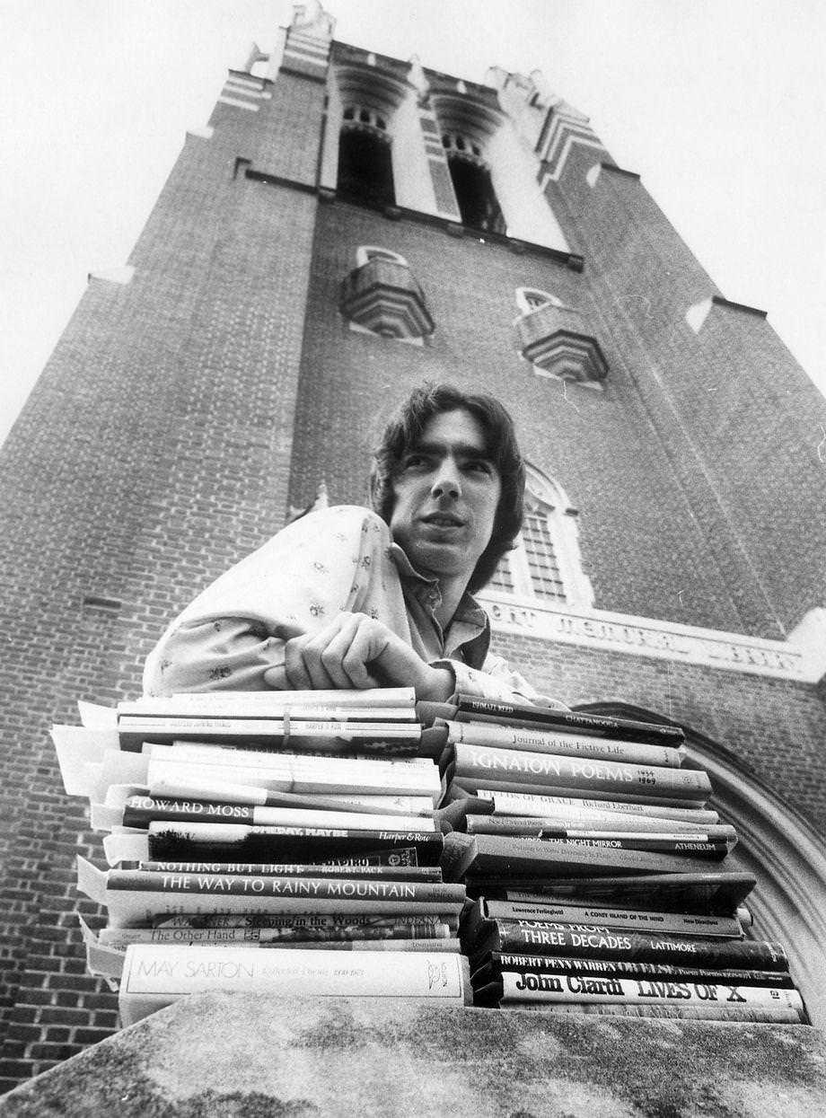 University of Richmond student Marshall Bank posed outside Boatwright Memorial Library, 1975.