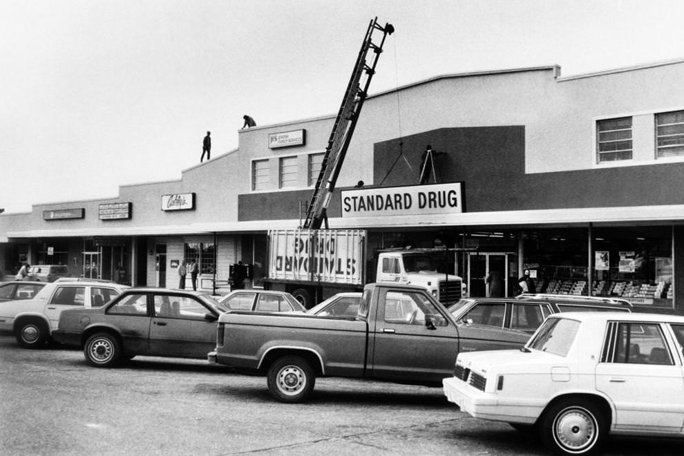 A $50,000 façade renovation neared completion at the Village Shopping Center at Patterson Avenue and Three Chopt Road in Richmond, 1986