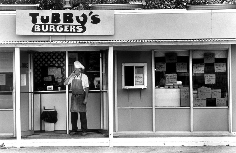 Buck Fuller awaited the lunchtime crowd at Tubby’s Burgers in Sandston, 1988