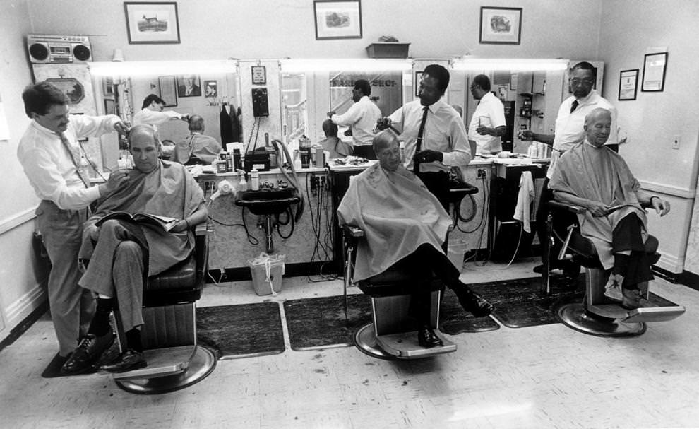 Barbers were busy at Belcher’s Barber Shop in the Mutual Building at Ninth and Main streets in downtown Richmond, 1988