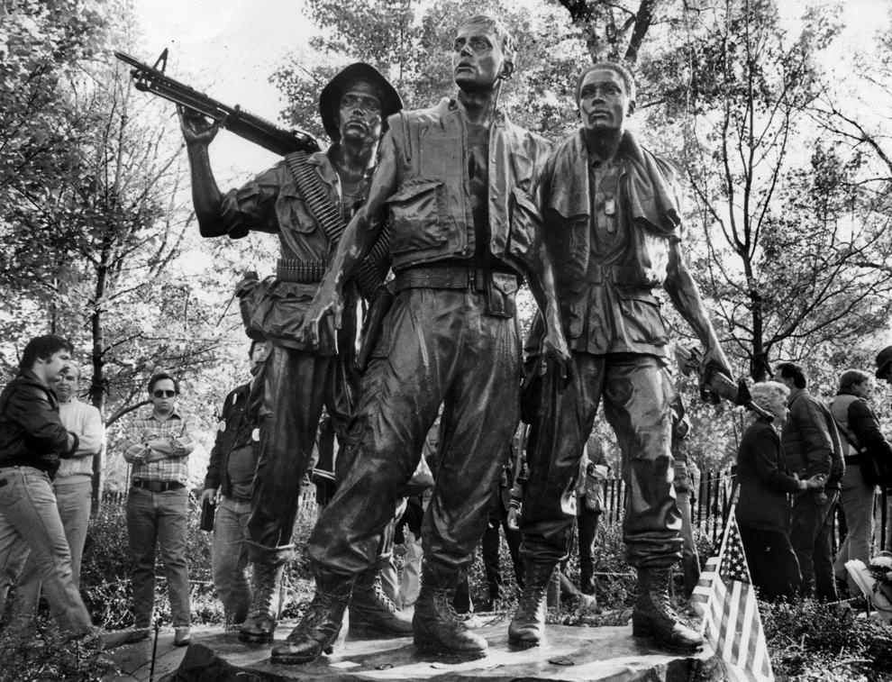 The bronze statue known as “The Three Soldiers” (or “The Three Servicemen”) was unveiled in Washington as more traditional complement to the Vietnam Veterans Memorial, 1984