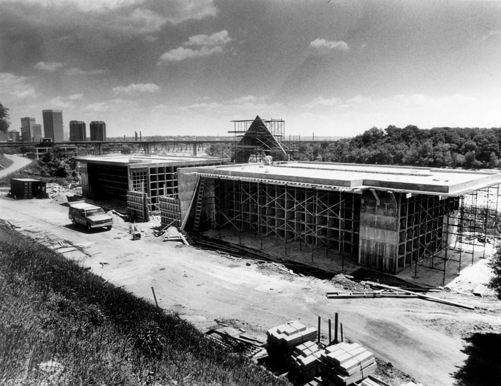 Constructionon the mausoleum in historic Hollywood Cemetery in Richmond. The facility, built to accommodate 735 caskets and 160 cremation urns, was dedicated in May 1992.