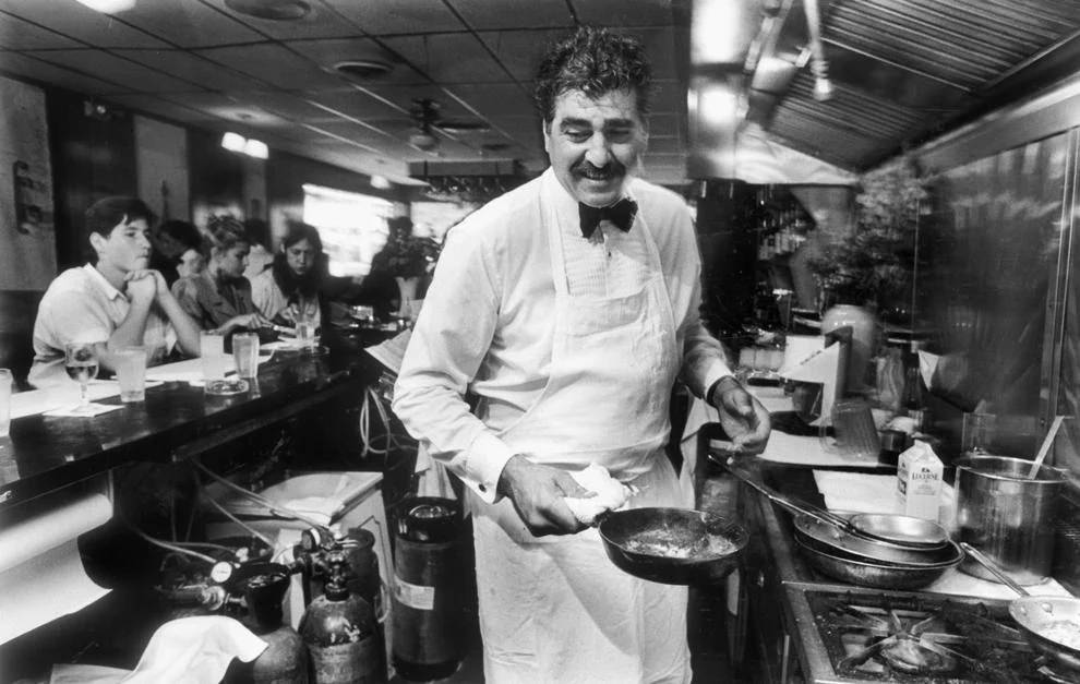 Owner-chef Howard Awad prepared a meal at Vitello’s, then located near Richmond’s Fan District, 1990.