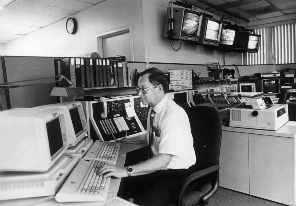Gary Michael directs Virginia Power's emergency response system from the utility's Central Division Operations Center in Henrico County, 1991.